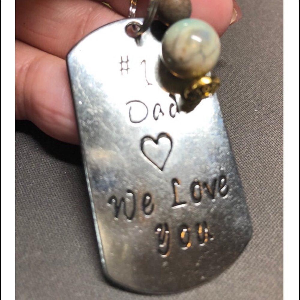 🗝👨‍👧‍👧DAD keychain- minimalist keychain